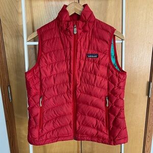 Vintage Patagonia Down Vest Size S Red with turquoise lining EUC